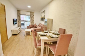 Poeta 2 Bedroom Apartment, Fuengirola